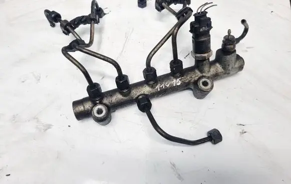 Opel Astra H Fuel main line pipe 0445214049