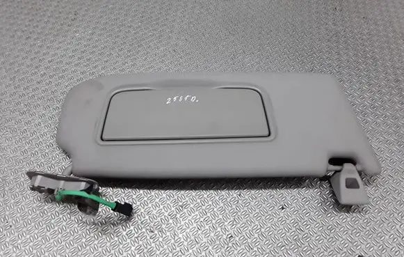 Volvo V50 Sun visor