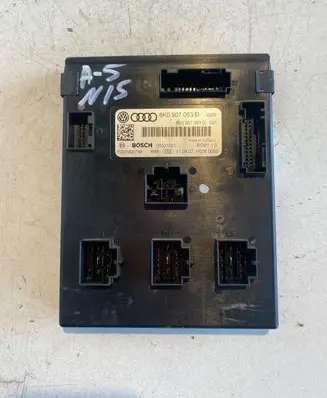 Audi A5 8T 8F Comfort/convenience module 8K0907063D 05021001