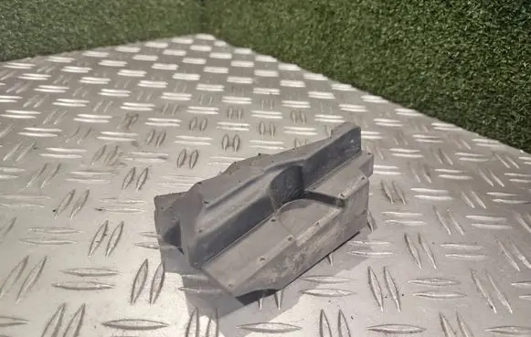 Fender foam support/seal