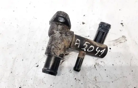 KIA Carnival Engine coolant pipe/hose