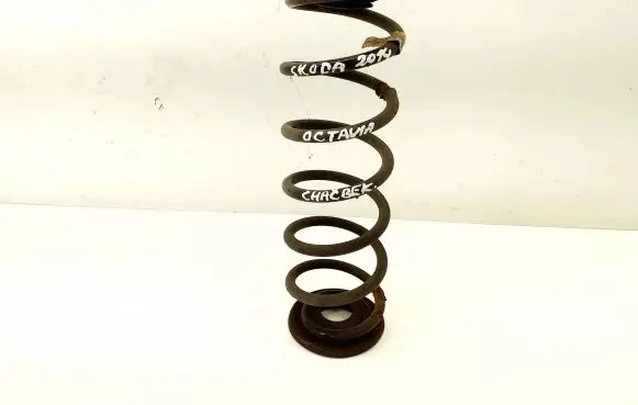 Skoda Octavia Mk3 (5E) Rear coil spring 5Q0511121 5Q0512297B