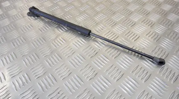 Toyota Prius (XW50) Tailgate strut 689500W860