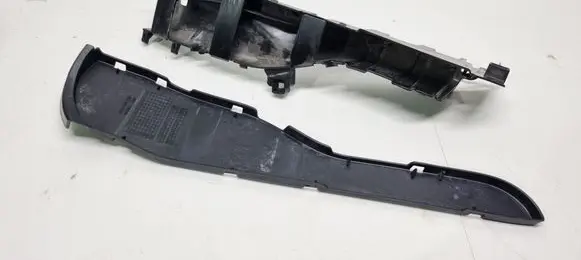 Other engine bay part