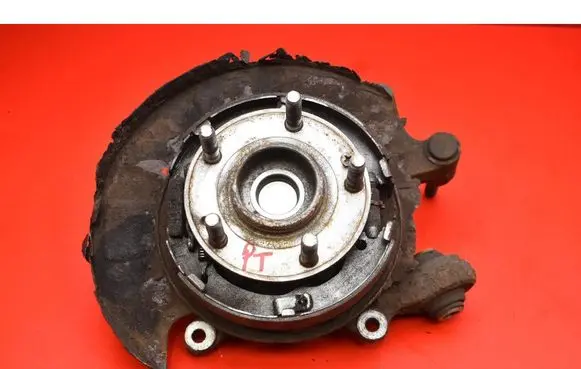 Hyundai Santa Fe Front wheel hub spindle knuckle