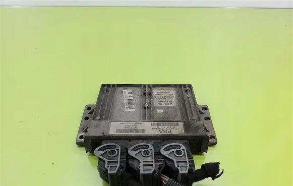 Peugeot 206 Engine control unit/module 215852635B