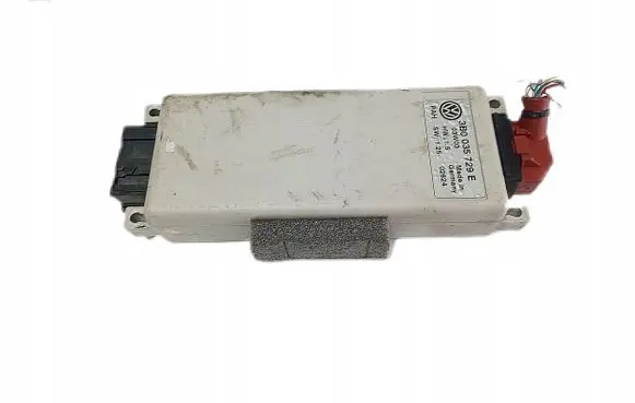 Volkswagen PASSAT B5 Other control units/modules 3B0035729E