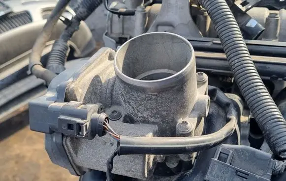 Skoda Fabia Mk1 (6Y) Throttle valve 03C133062C