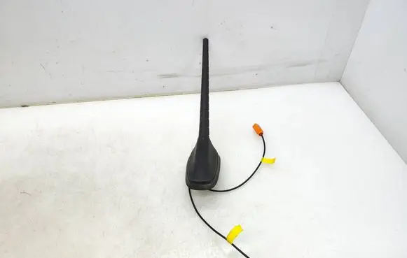 Peugeot Partner III Radio antenna 9808547080 83848900 94830A