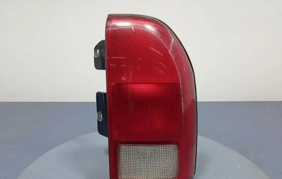 Suzuki Grand Vitara I Rear/tail lights 132-32080
