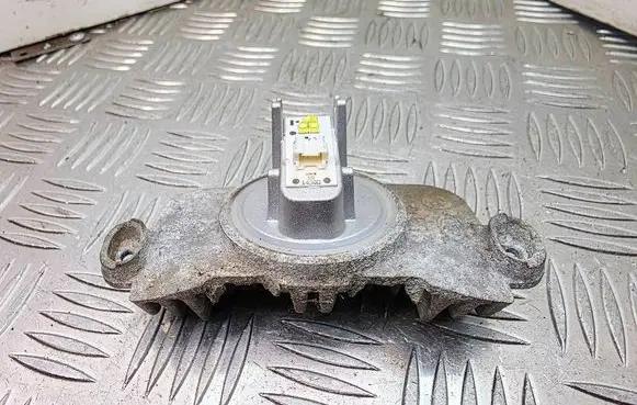 BMW 3 F30 F35 F31 LED ballast control module MDE415473 18430D