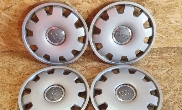Audi A4 S4 B7 8E 8H R16 wheel hub/cap/trim 4B0601147D