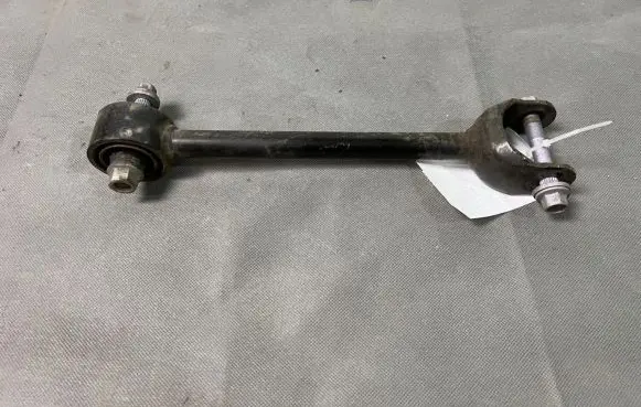 Toyota C-HR I Rear control arm