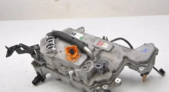 Peugeot 2008 II Voltage converter inverter 9841727380
