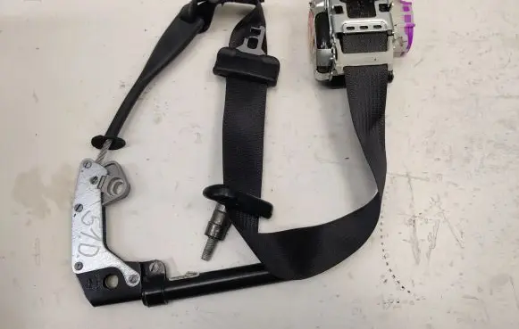 Ford Mustang VI Front seatbelt FR3B63612D64AG3ZHE TID122