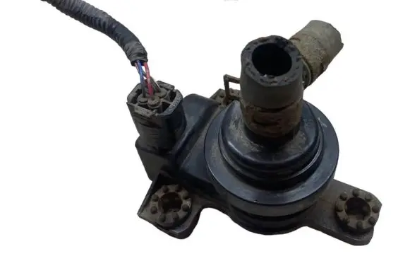 Lexus RX 330 - 350 - 400H Electric auxiliary coolant/water pump