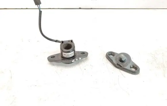 Volkswagen Caddy Sliding door sensor 2K0843639E 2K0843843