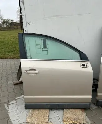 Opel Antara Front door