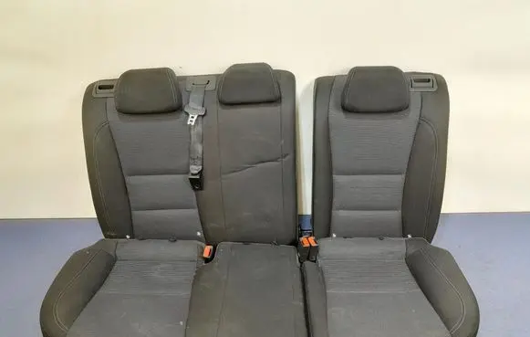 Hyundai i30 Second row seats 