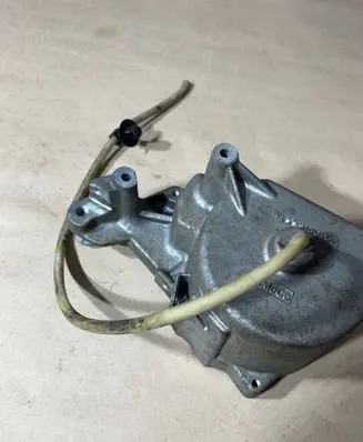 Ford Turneo Courier Fuel filter bracket/mount holder Av609180ca