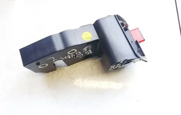 Volkswagen PASSAT B6 Seat back rest lock catch 3c9885682