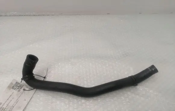 Mercedes-Benz E W212 Engine coolant pipe/hose