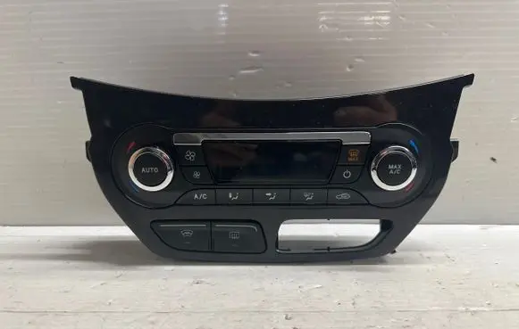 Ford Kuga II Climate control unit DV4T18C612AD