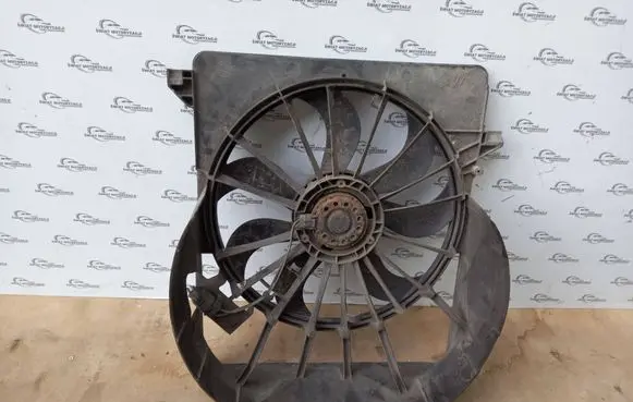 Electric radiator cooling fan