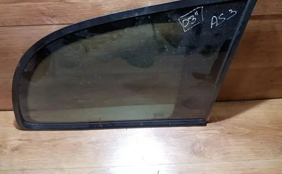 Opel Zafira A Rear side window