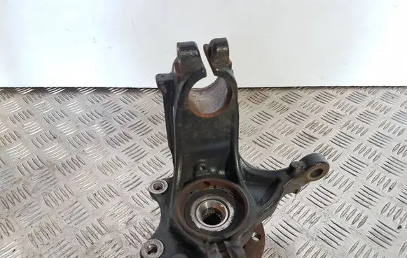 Citroen C3 Aircross Front wheel hub 1607557580