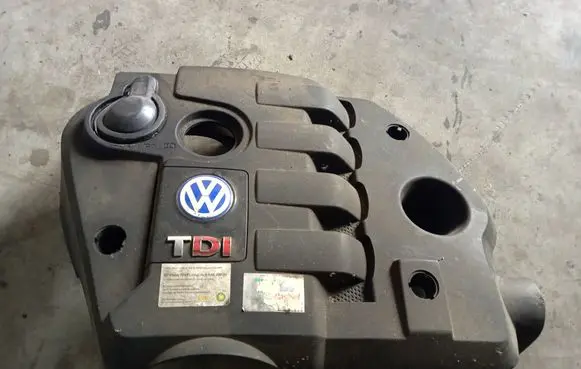 Volkswagen PASSAT B5.5 Armrest 038103325 036103925