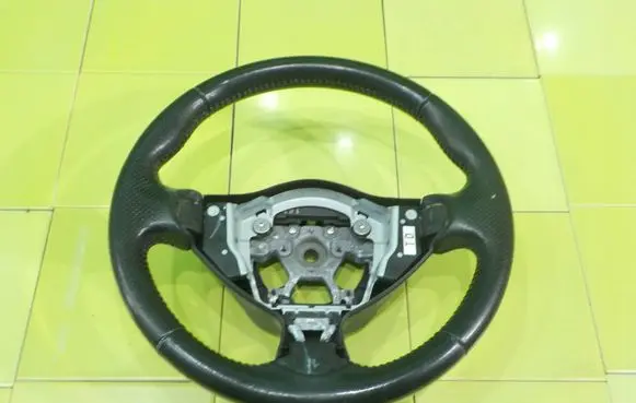Nissan Juke I F15 Steering wheel XP10