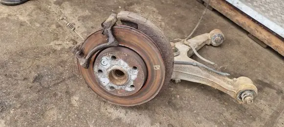 Volkswagen Transporter - Caravelle T5 Rear wheel hub spindle/knuckle