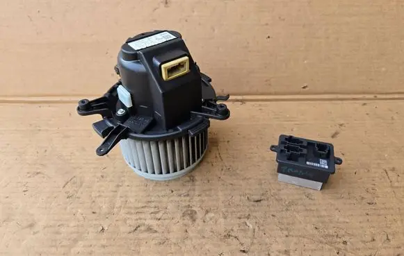 Toyota Proace Heater fan/blower EJV00002 43003000 1D480001109545
