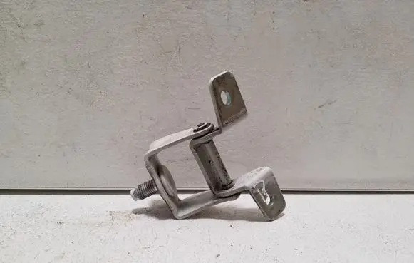 KIA Stonic Tailgate/trunk/boot hinge 