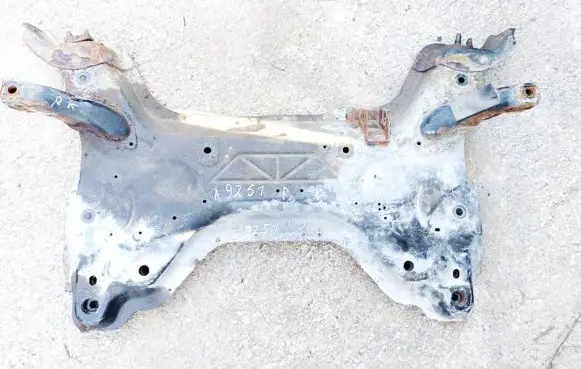 Citroen C4 I Front subframe