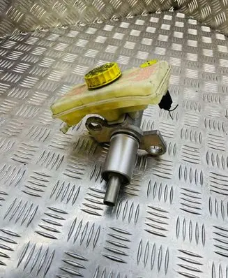 Audi A6 S6 C6 4F Master brake cylinder 8E0611301G