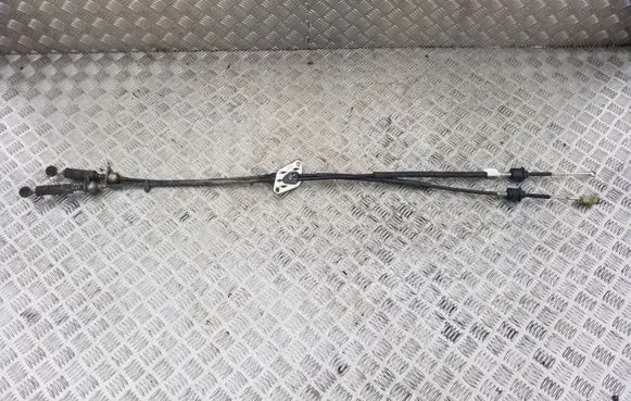 Volvo S40, V40 Gear shift cable linkage 30614219