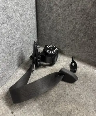 Dodge Durango Rear seatbelt P6JW86DX9AA
