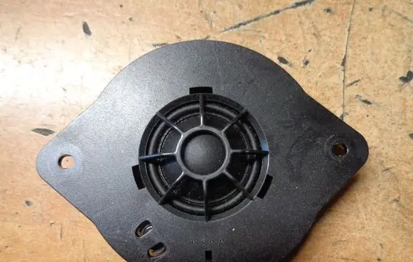 Audi A4 S4 B8 8K Panel speaker 8T0035399A