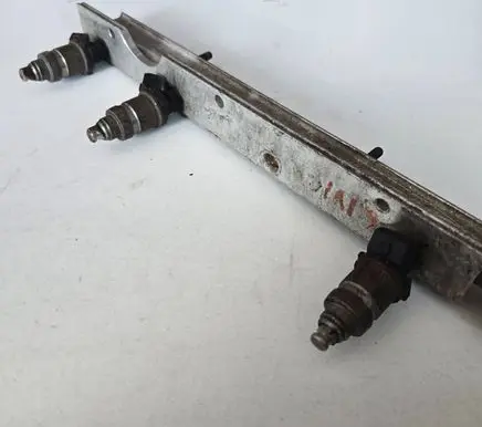 Fuel main line pipe