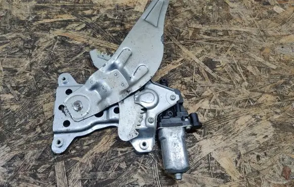 Suzuki SX4 Rear door window regulator with motor 8356079J00