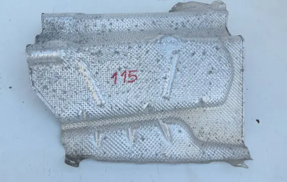 Mercedes-Benz CLS C218 AMG Exhaust heat shield A2126823571 005002152