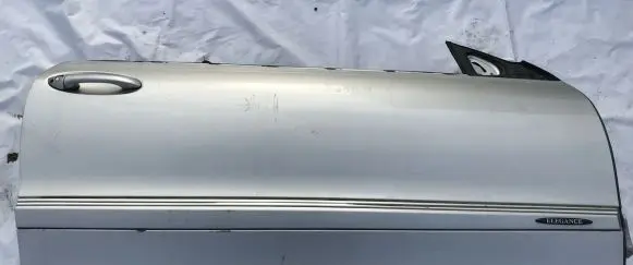 Mercedes-Benz CLK A209 C209 Front door sidabrines