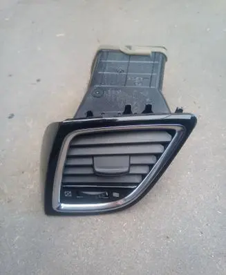 Mazda 3 II Dashboard side air vent grill/cover trim BHN164830
