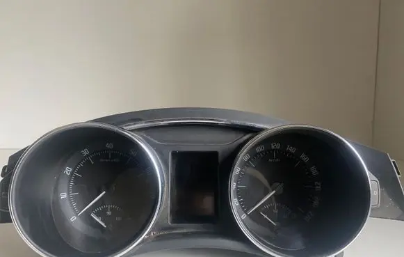 Skoda Superb B6 (3T) Speedometer (instrument cluster) 3T1920841J 003680
