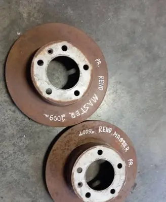 Renault Master II Front brake disc