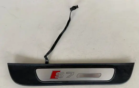 Audi A7 S7 4G Rear sill trim cover 4G8947424D 4G8853376C
