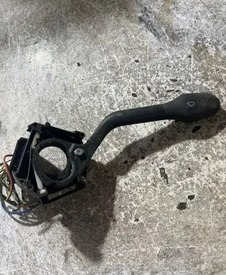 Volkswagen Polo III 6N 6N2 6NF Wiper control stalk 1H6953503AA