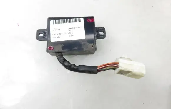 Suzuki Swift I Door central lock control unit/module 3866062J0